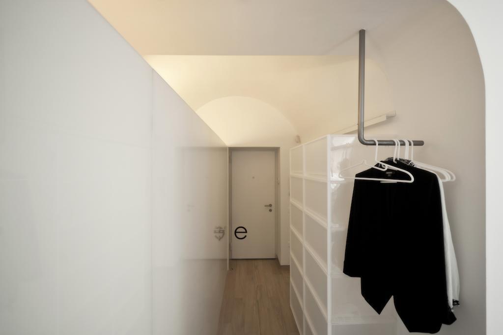 Studio Emmi Ljubljana Rum bild
